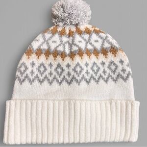 NWOT North Pole Trading Co Unisex Cozy Knit Pom-Pom Beanie